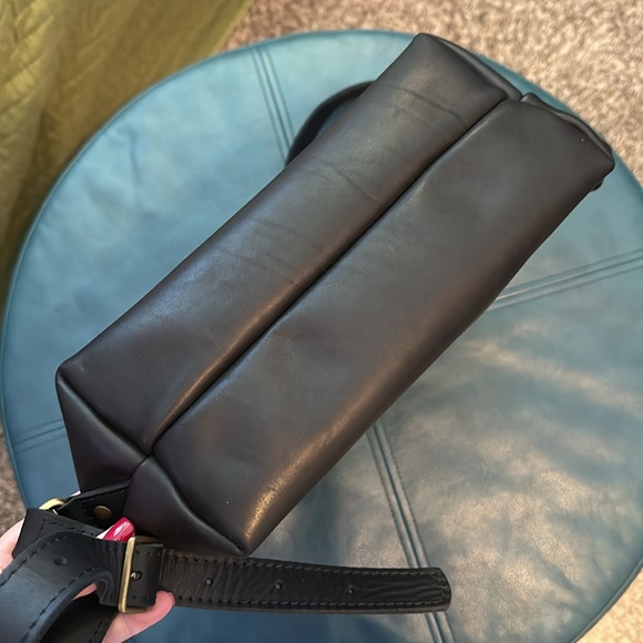 Portland Leather Goods smooth black leather tote backpack - Picture 5 of 6